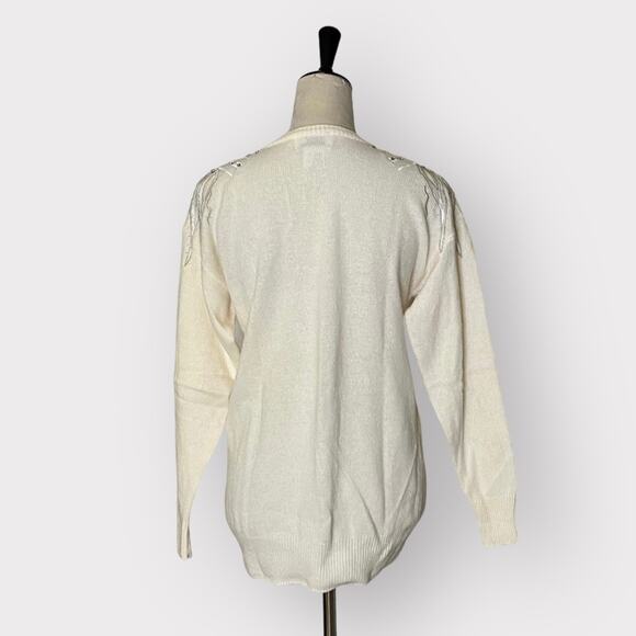 Cervelle Vintage V-Neck Sweater White - Picture 4 of 7